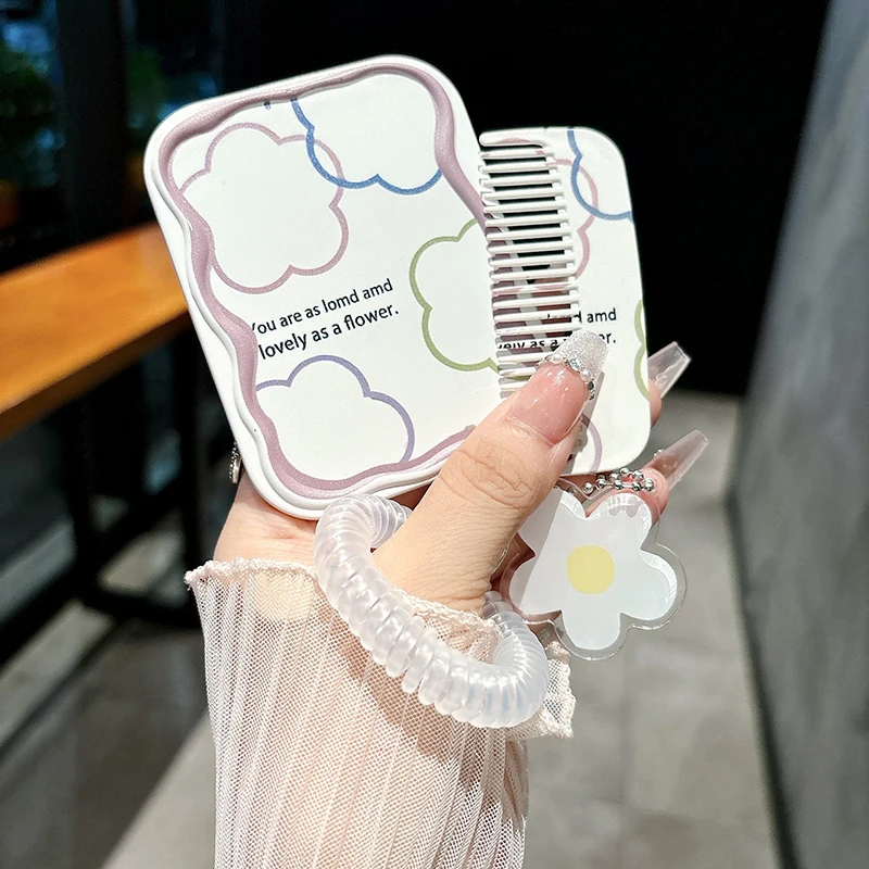 New Flower Portable Folding Small Mirror Set Cosmetic Mirror For Class Pocket Mirror And Comb All-In-One Girls Gift