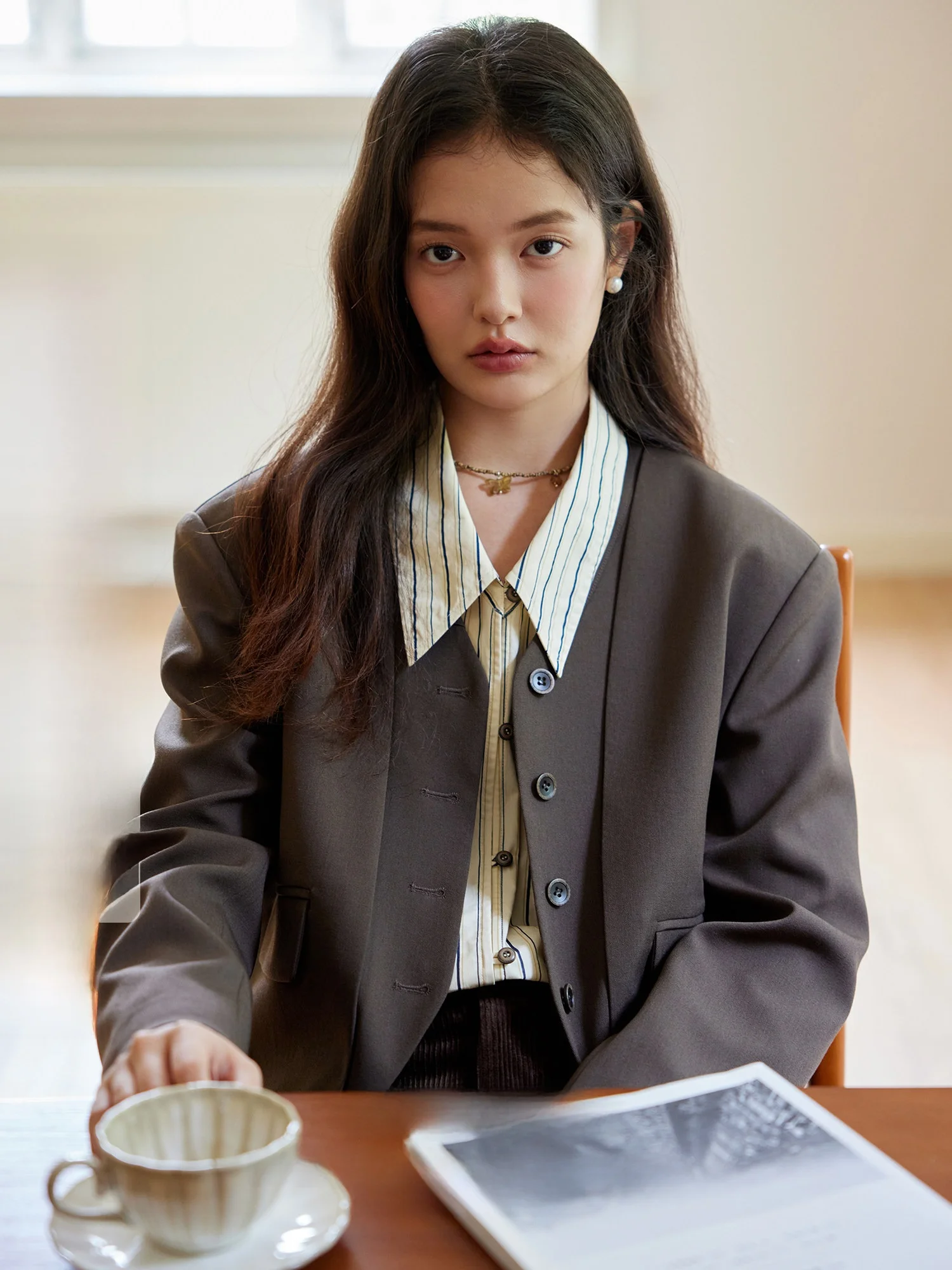 

Retro Sle Women's Suit Jaet Autumn Winter V-Ne Patchwork False Two-Piece Deep Brown Long Sve Commute Appropriate