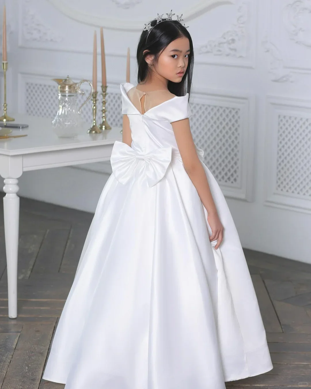 Einfache Satin Blumen mädchen Dess für Hochzeit bodenlangen Kurzarm mit Bogen elegante Kinder geburtstags feier Erstkommunion Kleider