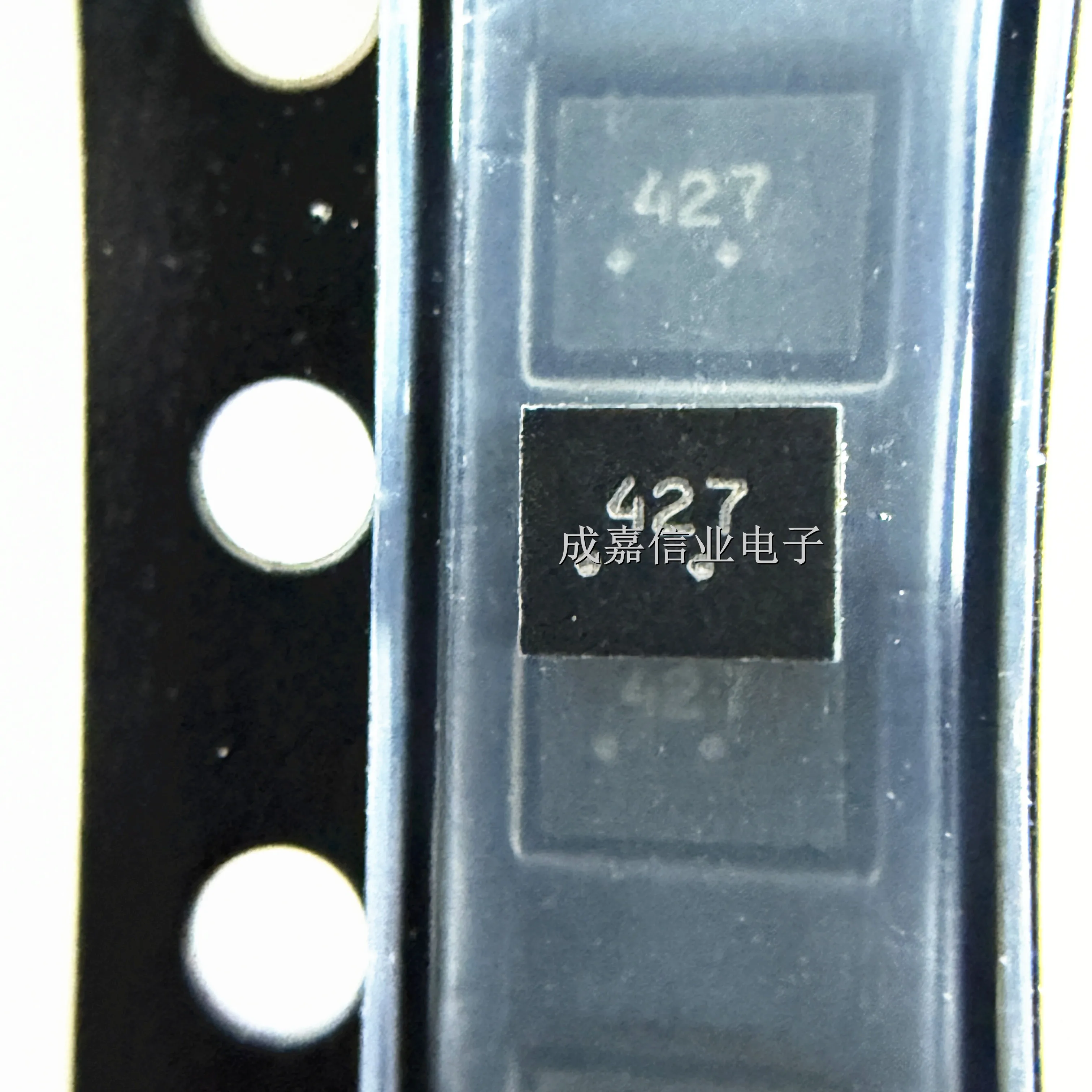 

10pcs/Lot EMI4182MTTAG WDFN-10 MARKING;42 ESD Protection Diodes / TVS Diodes Operating Temperature:- 40 C-+ 85 C