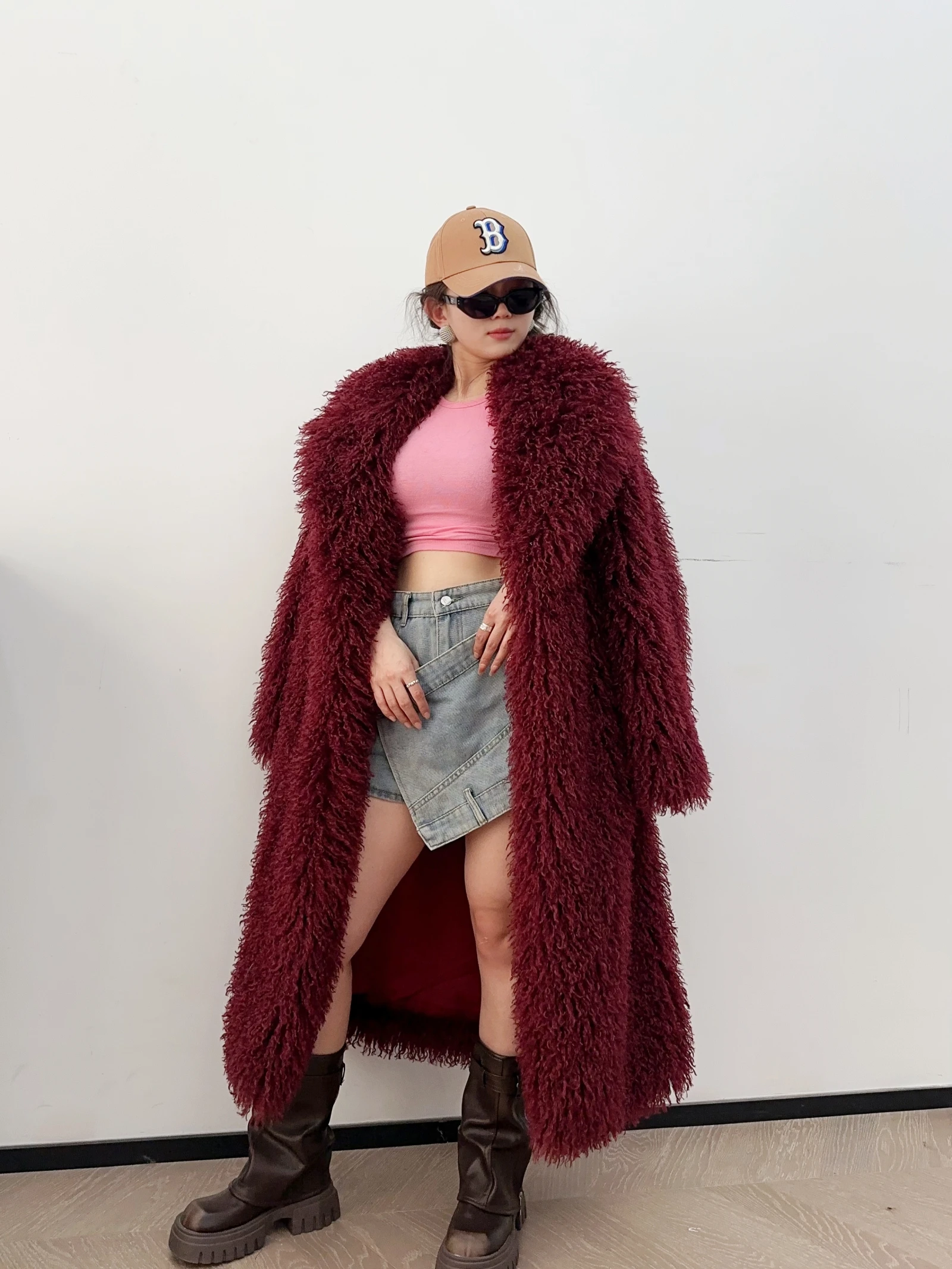 New Colorful Fahionable Faux Fur Mongolian Jacket Long Tailored Collar Plush Winter Coat for Women Elegant Loose Fit Outerwear