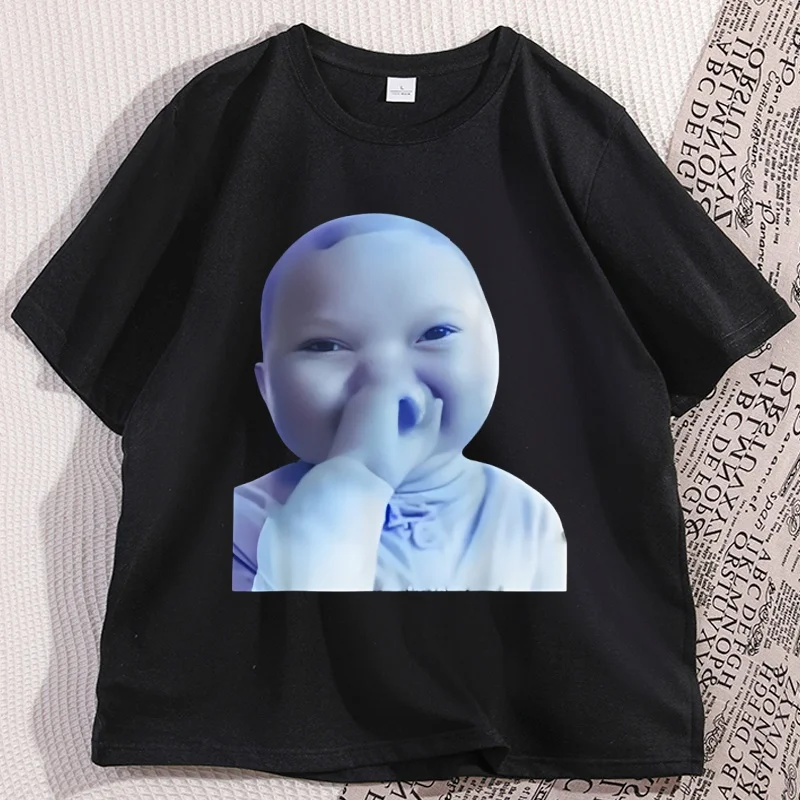 

Ai Baby Holding Laugh Meme Viral Trend T Shirt Men Women Fashion Casual Cotton T-shirt Funny Graphic Tees Round Neck Loose Tees