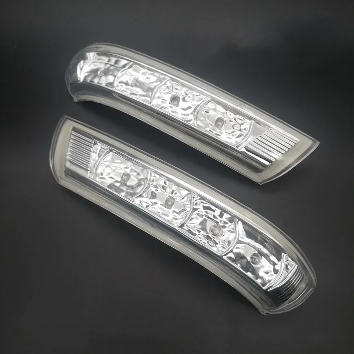 QDARCTIC Rearview Mirror Turn Signal Light For Hyundai Santa Fe 2010 2011 2012 For Veracruz IX55 2007-2012 LED Indicator Blinker