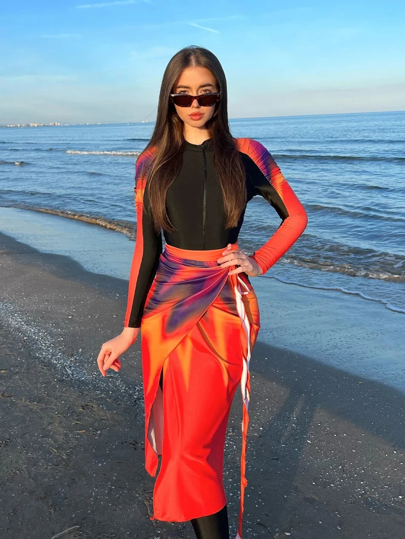 ملابس سباحة نسائية إسلامية من بوركيني متدرجة باللون الأحمر بأكمام طويلة وبنطلون وسحاب ملابس سباحة صيفية للشاطئ