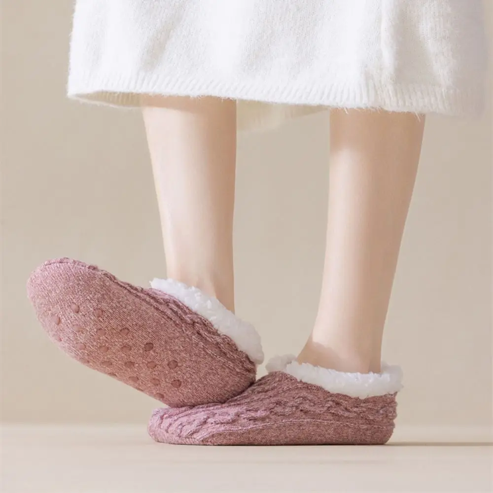 

Милые противоскользящие зимние носки-тапочки, теплые утепленные плюшевые носки из кораллового флиса, мягкие чулочно-носочные изделия, носки для сна, осень/зима