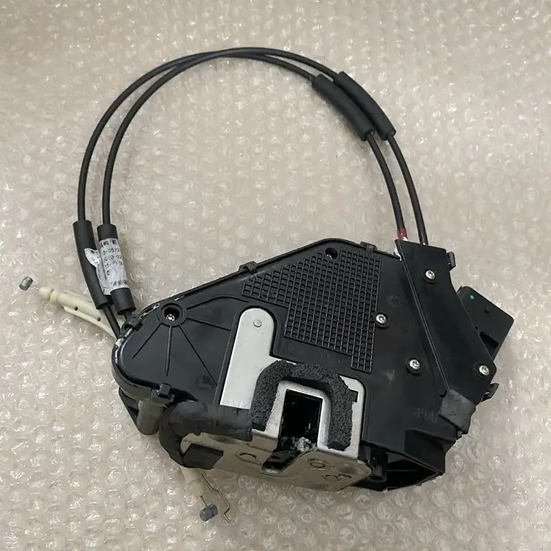 

Applicable Door Lock Actuator / Latch Assembly for ZX Auto Terralord & Field Series Pickup Trucks