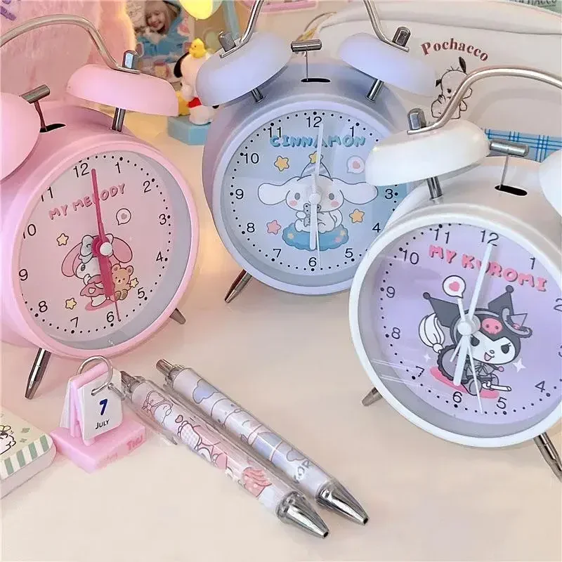 Sanrio Bedroom Alarm Clock Cinnamoroll Kuromi Hello Kitty My Melody Ins Girl Heart Bedside Silent Alarm Clock Kid Toy Gift