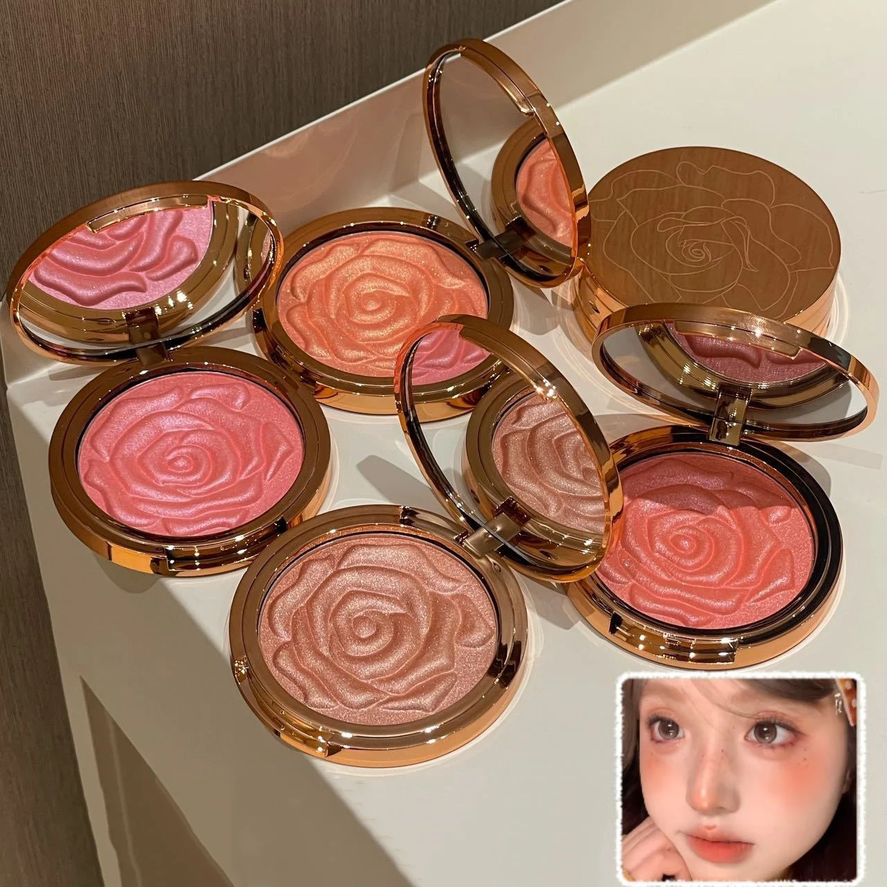 Rosen-design Highlighter Und Blush Palette Schimmernd Rosa Wangen_voghion.com