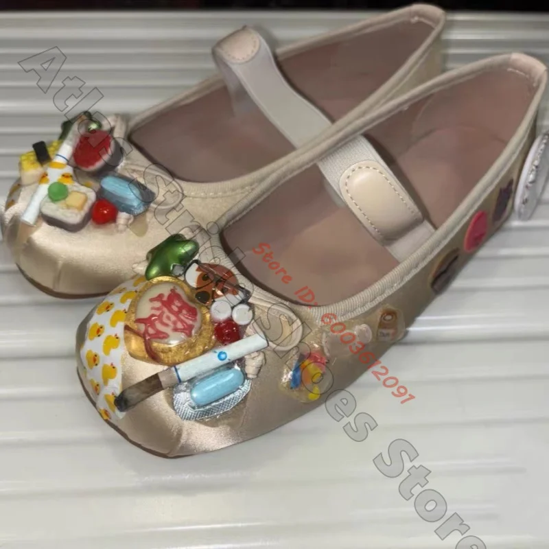 Zapatos Planos Mary Jane De Satén Hechos A Mano Con Decoración De Resina 3D De Mini Comida, Calzado Diario Único Y Personalizado Para Mujer — -50%, 71.99€ Coupon, from 71.99€ – 50% descuento – €71.99