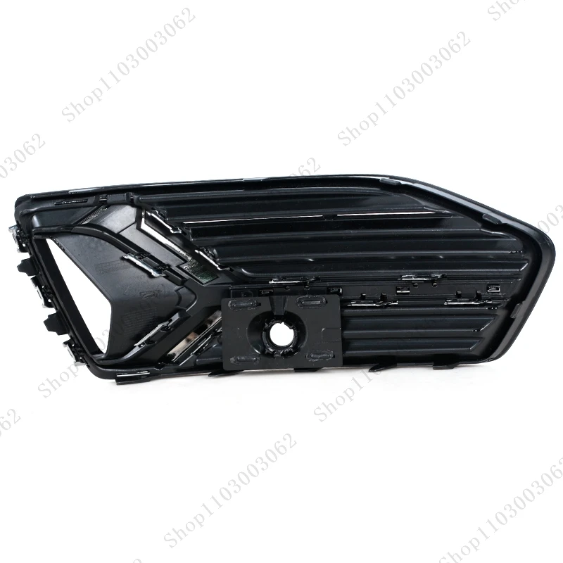 Front Fog Light Cover Bumper Grille Fit For Audi A6 C8 Base 2018 2019 2020 2021 2022 2023 Car Grill 4KD807647D 4KD807648D