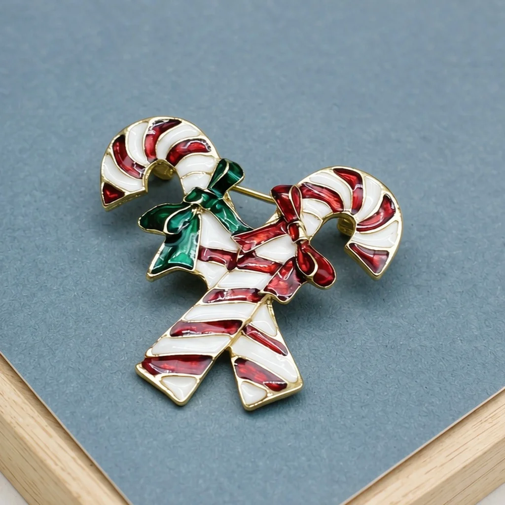 Trend 26: Unique, Versatile, Hidden Button, French Style, Light Luxury, Waterproof, Shoe Embellishment, Metal Buckle, Metal Lapel Pin, Lapel Pin, Decorative Brooch, Christmas Holiday Pin, Christmas, Exquisite Brooch, Anti-Exposure Brooch, Anti-Exposure Accessory, Wedding Guest Brooch, Decoration