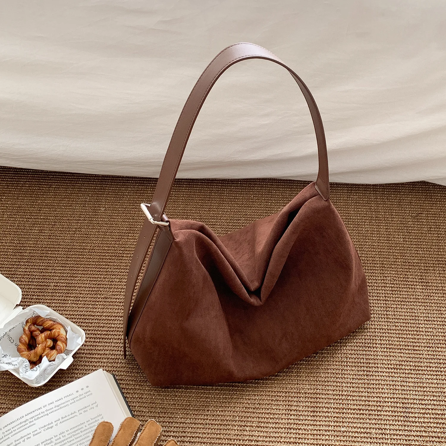 

Женская сумка на плечо из искусственной замши большой емкости, осенние и зимние сумки-тоут для женщин, дизайнерская сумка, женская дорожная сумка