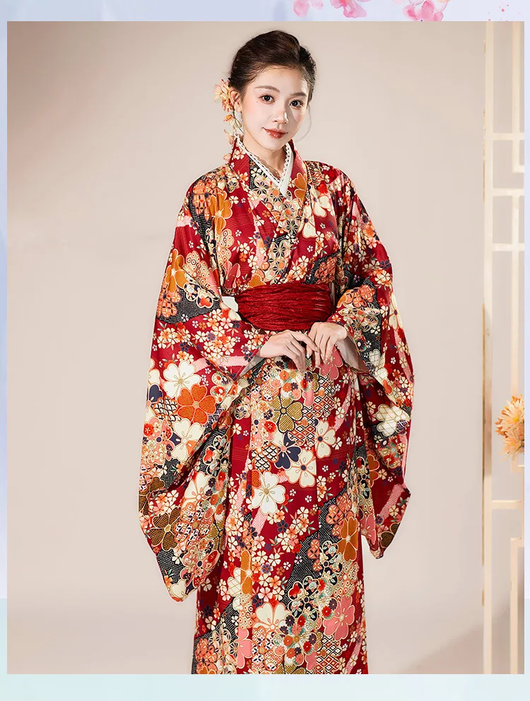 كيمونو مع خدمة تأجير الحزام لسرار القتل المخصصة وتناول الطعام والبقاء والتصوير الفوتوغرافي الموسمي للنساء (وكاتا الحديثة)