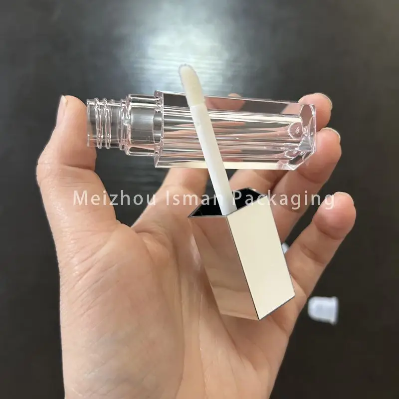 50 Uds. Tubo cosmético de embalaje esmaltado de labios transparente de oro rosa único botella contenedor de brillo de labios vacío con cepillo 5ml