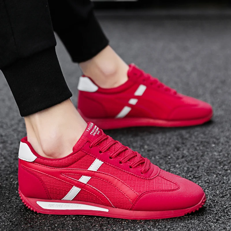

2025New Summer Breathable Comfortable Lightweight High-Quality Fashion Trendy Low-Top Sneakers for Men36-44