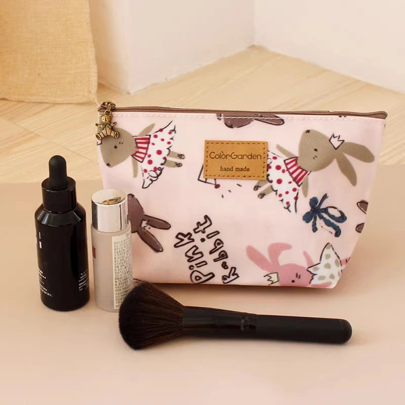 

Waterproof Oxford Fabric Ladies Makeup Bag Portable Handheld Toiletry Bag Storage Sample Bag Cartoon Pattern Handbag Style