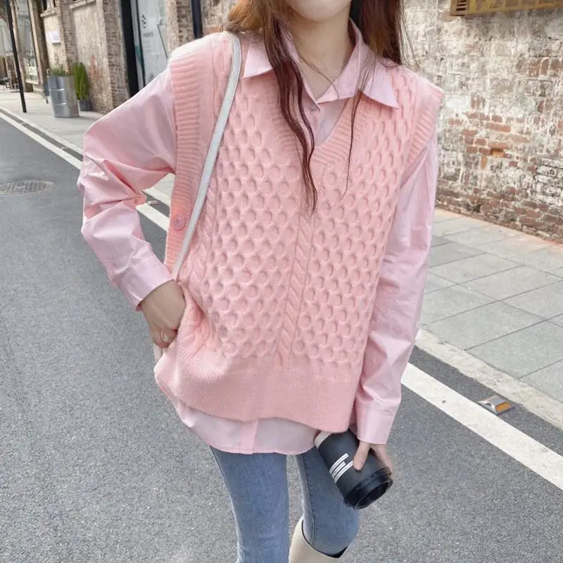 Women\'s Knitted Vest Pink V-Neck Loose Waistcoat Pullover Female Sweater New in Vintage Formal Korean Style Clothing Light Sales