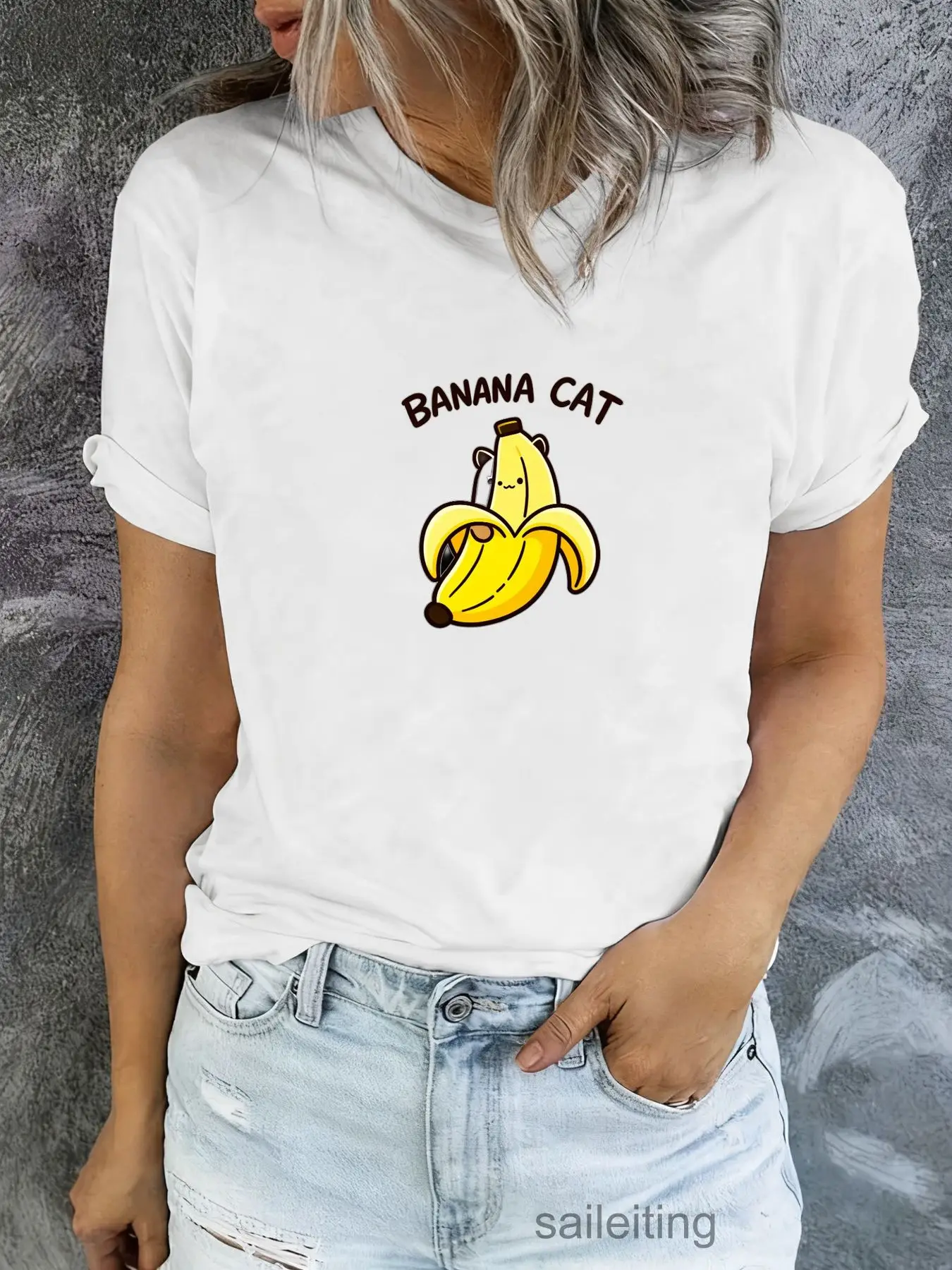 Camiseta Banana Cat, divertida camiseta de dibujos animados para hombres y mujeres, linda banana amarilla con orejas de gato, estampado gráfico caprichoso, manga corta