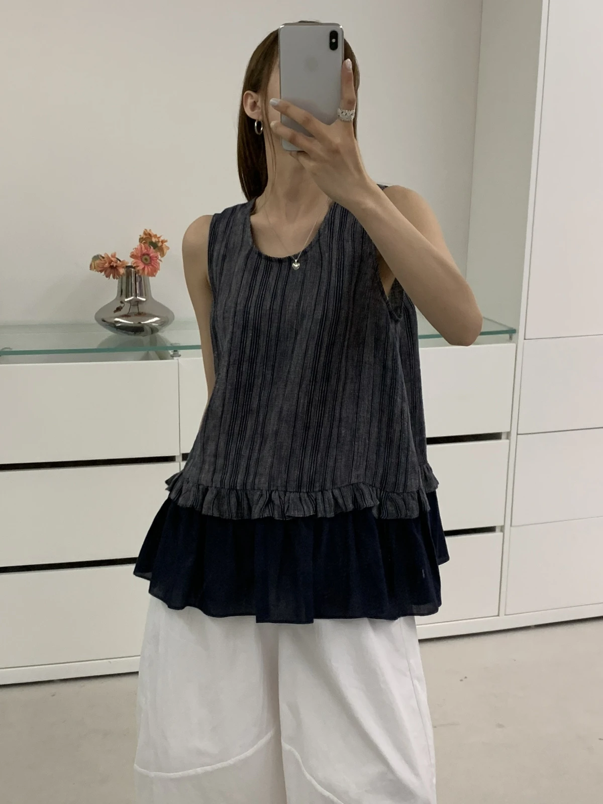 

Летняя новинка Lilianenyill: женская свободная дышащая блузка без рукавов в корейском ретро-стиле с сетчатыми вставками и круглым вырезом