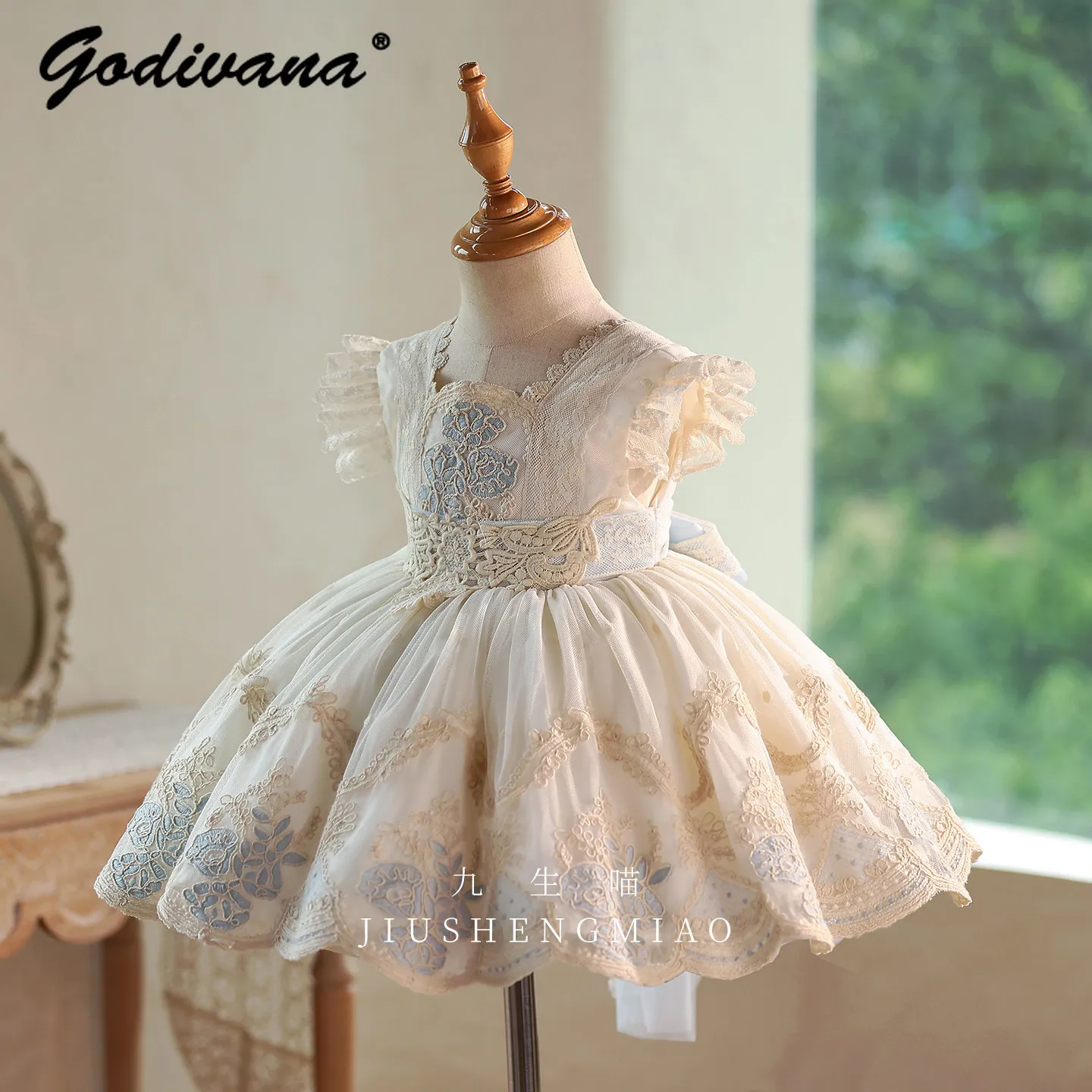 Sweet Baby Girls Summer New Lolita Princess Dress Kids French High End Heavy Embroidery Lace Trim Birthday Party Cake Ball Gown