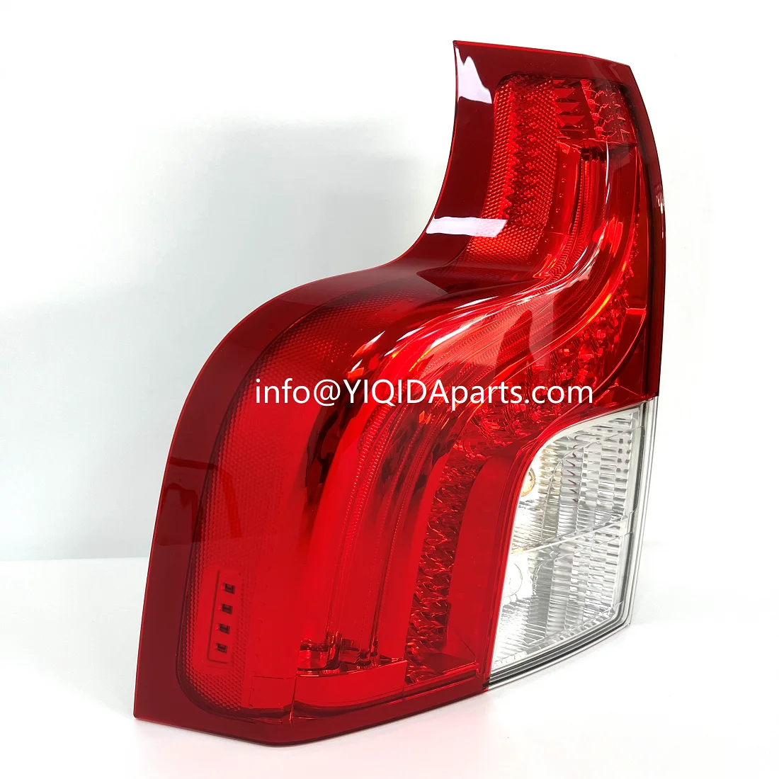 YIQIDA OEM 31335506 Car Parts Lighting Red LED Left Hand Side Tail Lamp Tail Lights For XC90(03-)