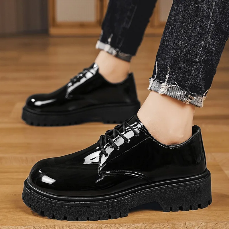 

Men's Glossy Patent Leather Derby Shoes British-Style Round-Toe Boots Comfortable Formal/Casual Office Footwear for Wide Feet