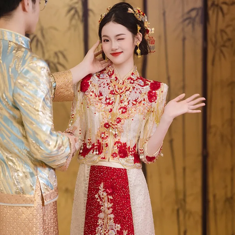 

New style wedding dress for going out a Chinese-style toasting