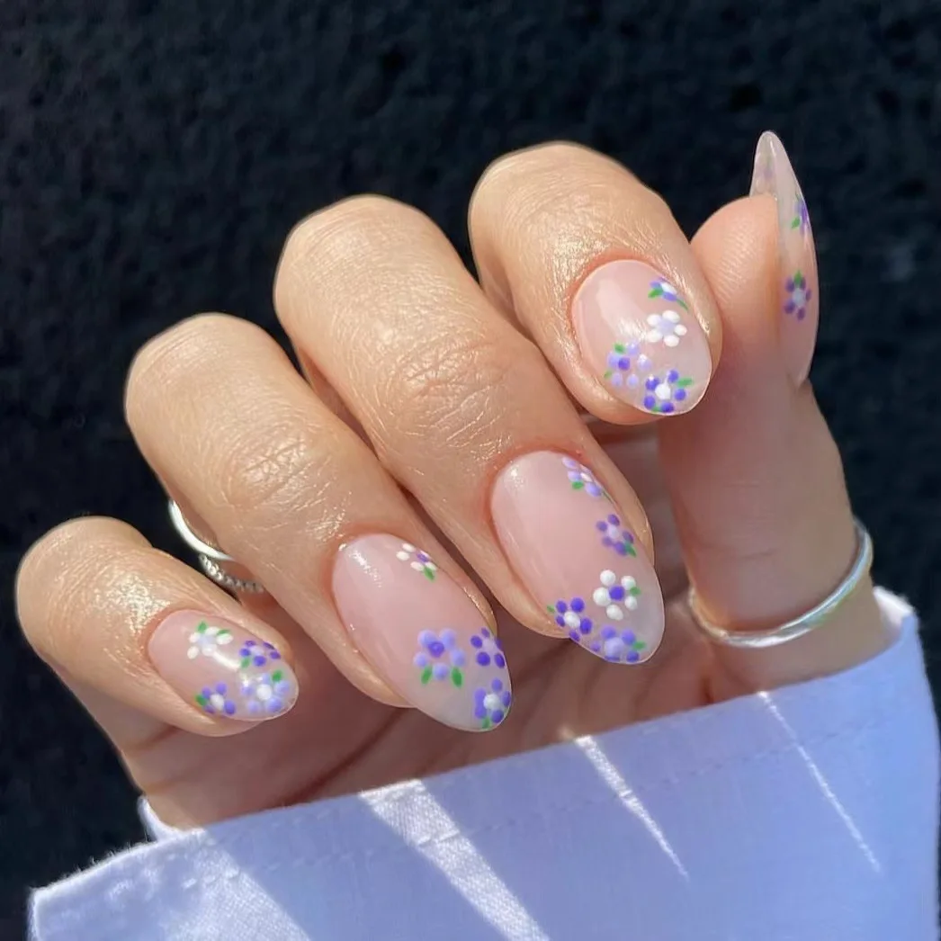 Uñas postizas con diseño de flor de Primavera de almendra corta y mediana, 24 piezas, puntas de uñas postizas con dijes, Uñas postizas dulces coreanas