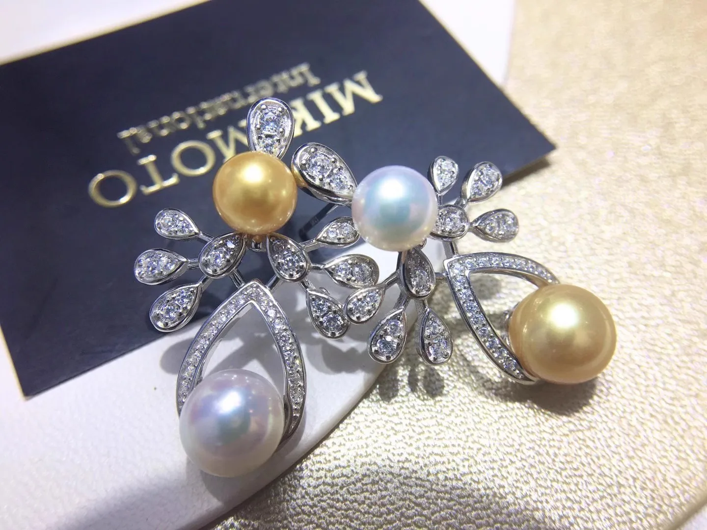 

New Pearl Earrings AAAA 7-8mm Natural Round Double Pearl Earrings 925s
