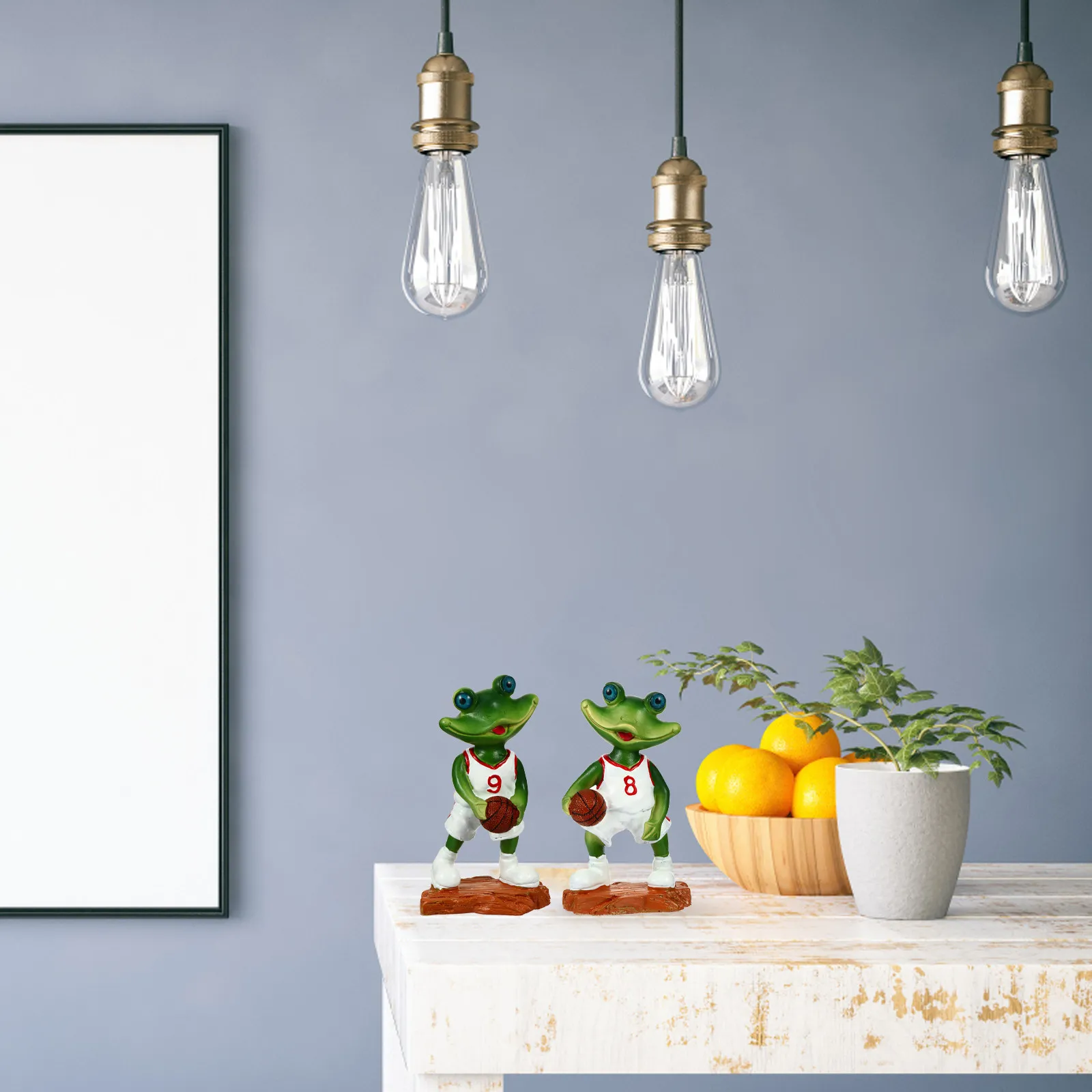 

2Pcs Basketball Frogs Ornament Resin Desktop Decor for Home Patio Tabletop Mini Squirrel Design Indoor Landscape Decoration