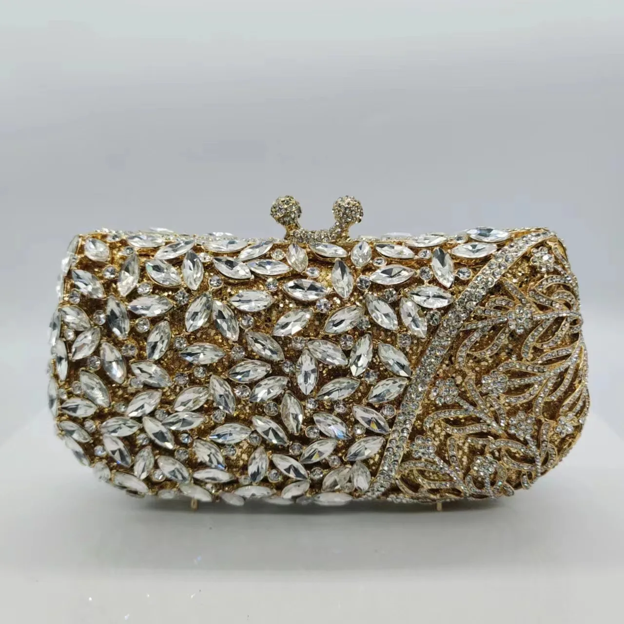 

Luxury Diamond-encrusted Dinner Bag Hollow Metal Full Diamond Clutch Banquet Women's Crystal Light Luxury Style Evening Clutch