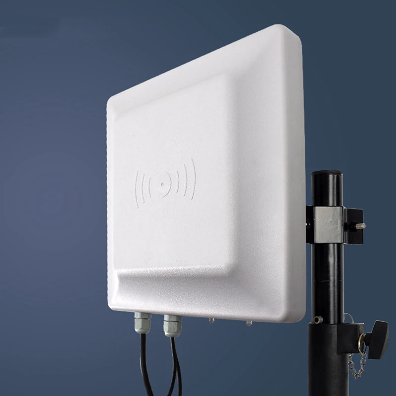 0-5M UHF Rfid Reader Long Range Built In 30Dbm Circular Antenna RS232/485 WG26/34 TCP/IP For Vehicle Management