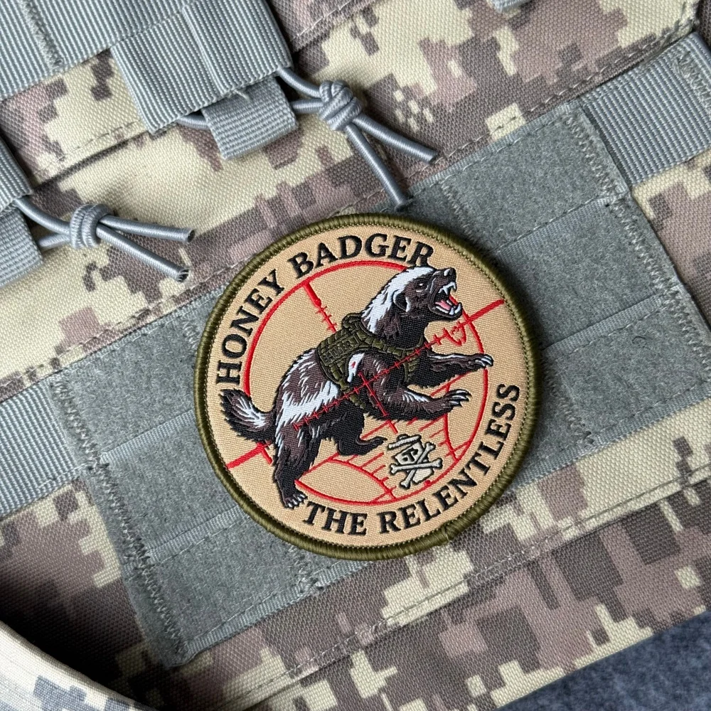 Badge moral humoristique Honey Badger Sniper, accessoires tactiques, patchs brodés à scratch pour sac à dos, autocollants militaires