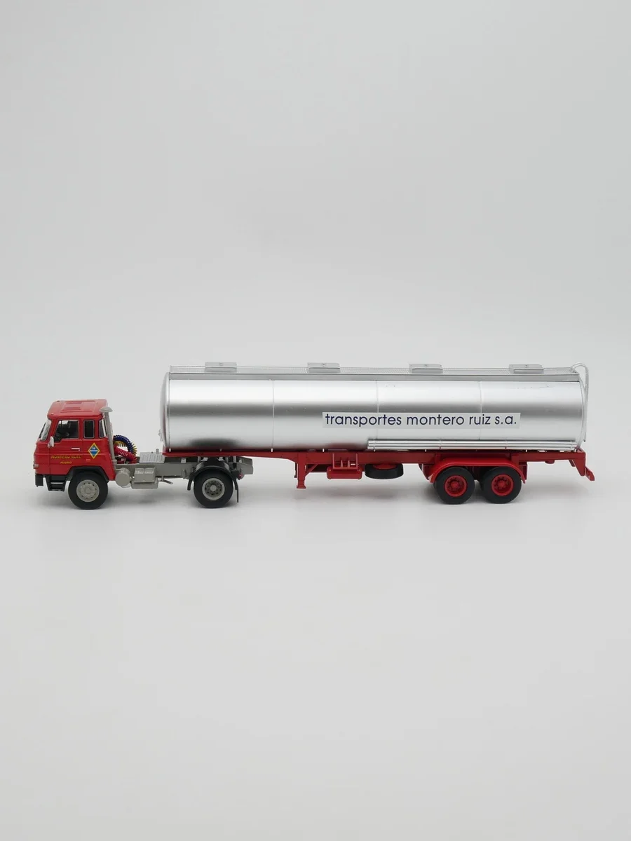Diecast Ixo 1:43 Scale BARREIROS 4238T Spanish Barreiros Tanker Trailer Alloy Car Model
