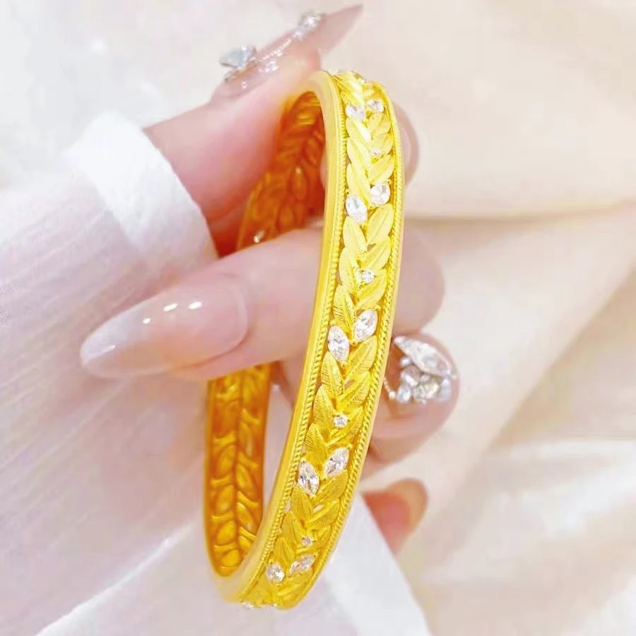 

Flower Vine Grace Diamond-Studded Flower Vine Wheat Bracelet For Women 24K Gold AU999 | Twining vines, gentle and grand