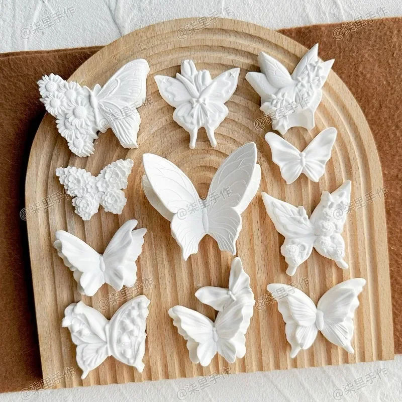 Butterfly plaster French three-dimensional relief white embryo aromatherapy trend decoration background wall decoration handmade