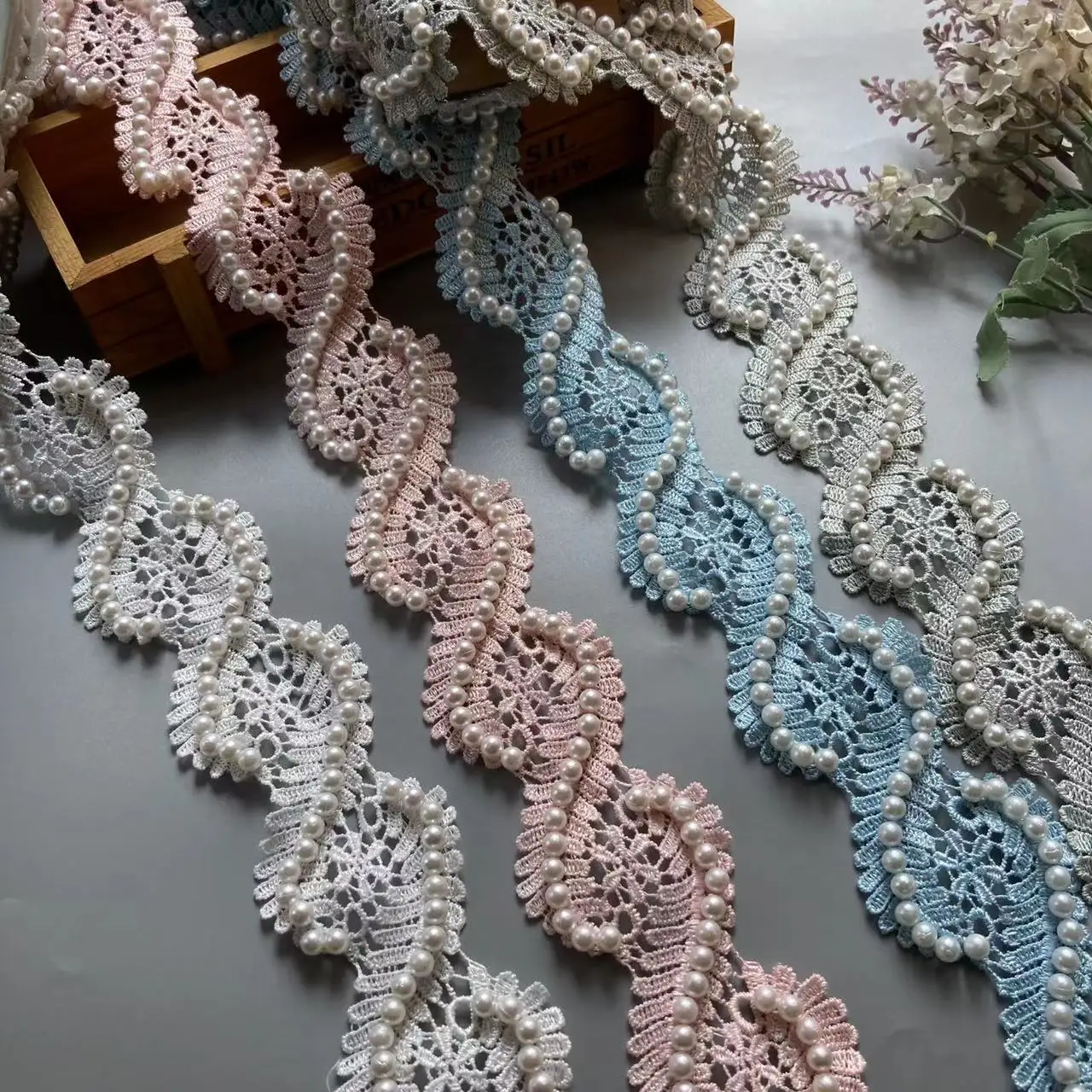 10pcs/lot Pearl Flower Organza Embroidery Fabric Lace Patch Trim Ribbon Clothes 3D Beading Flower Wedding Dress  Applique 5.5cm