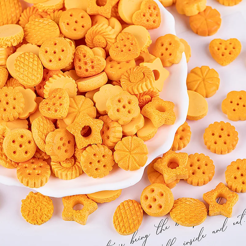 2pcs Mini Piscuit Dessert Biscuits Food Dollhouse Food Play Biscuits Resin Simulation Diy Doll Accessories Decoration Home Decor
