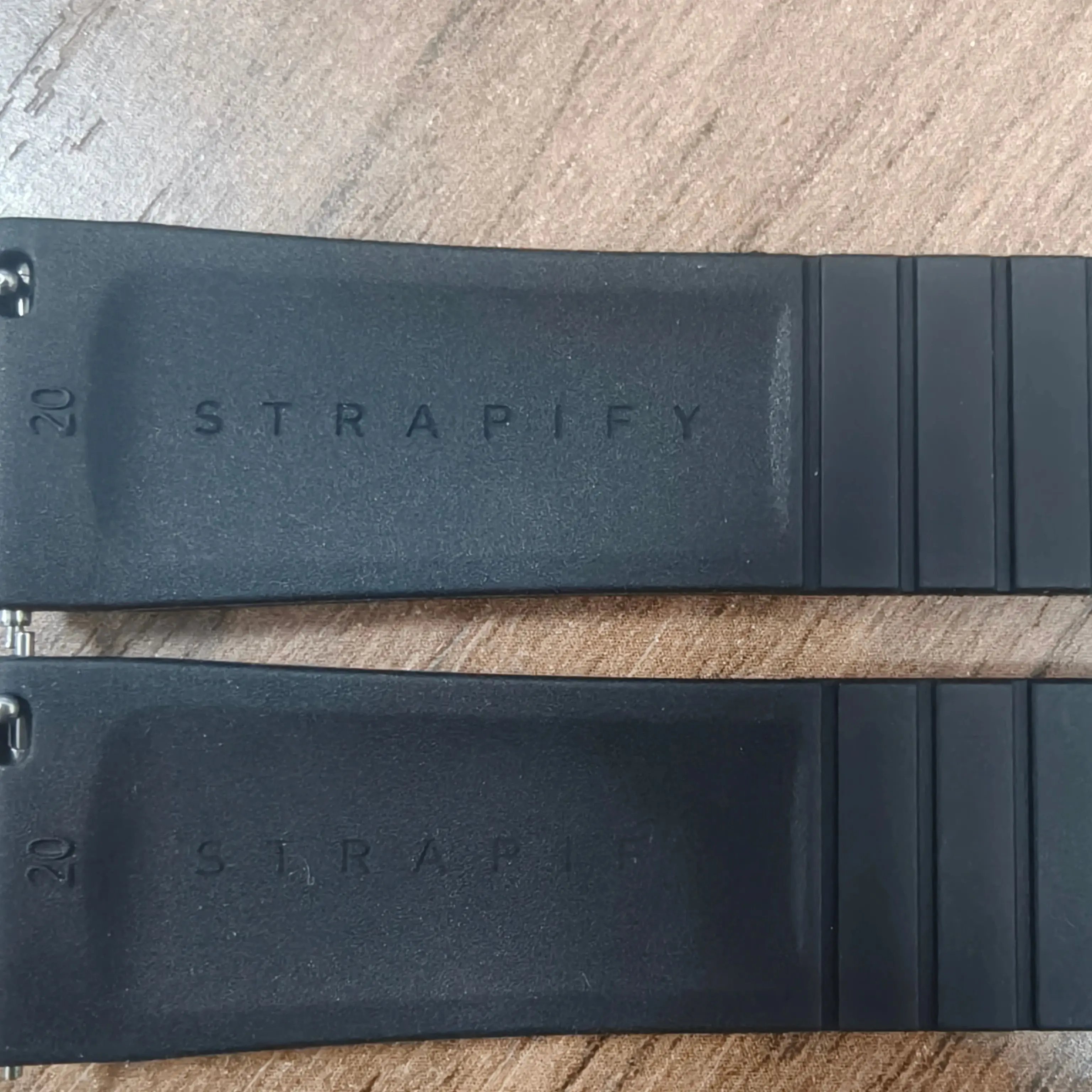 Vendita di liquidazione adatta per cinturino in gomma fluorurata impermeabile Rolex da 20 mm con cinturino per orologio originale a sgancio rapido