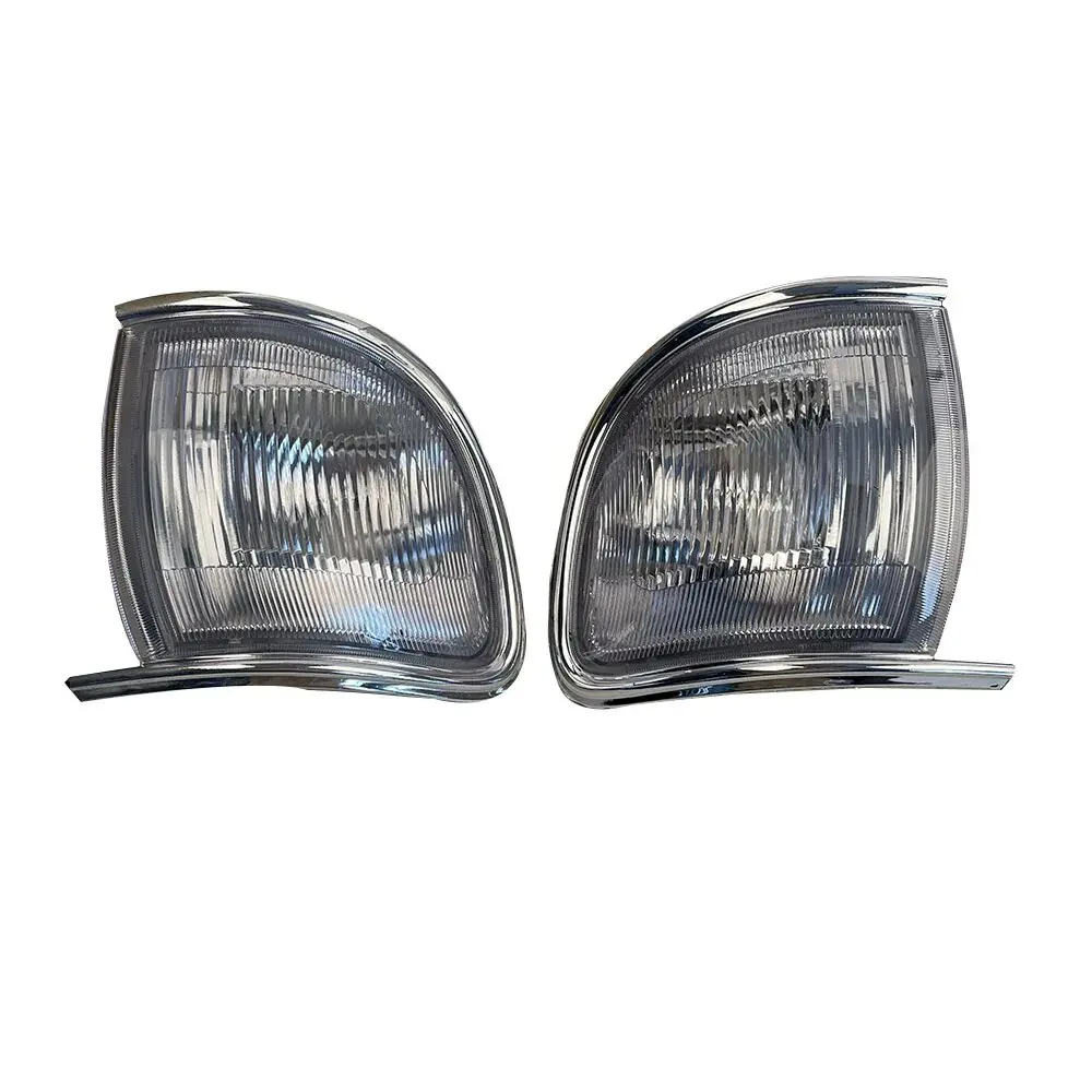 A Pair Front Turn Signal White Crystal  Corner Lamp For Nissan Terrano Pathfinder TR50 R50 1996 1999