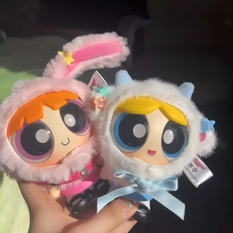 Kotak Buta Seri Jubah Anak Perempuan Powerpuff Asli Pengiriman Cepat Gantungan Kunci Boneka Plastik Hadiah Patung Mainan Trendi Indah dan Lucu