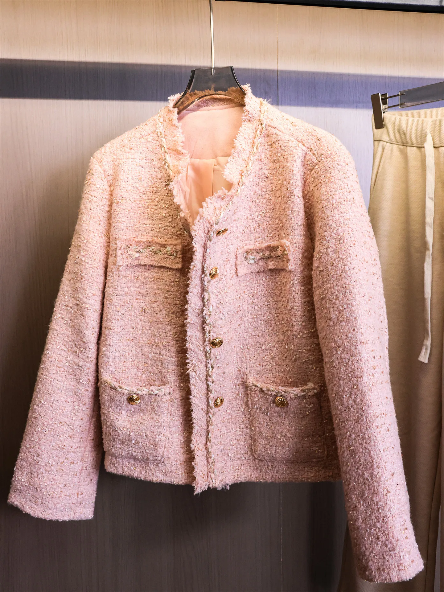 

Pink Shiny Thread Thick Tweed Long Sleeve Slimming Women's Short Coat Elegant Style Standard Fit Polyester Fiber round Neck B...