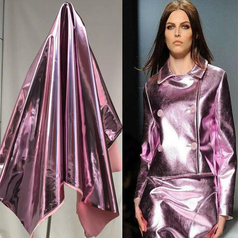 光沢のある紫色のpuレザー生地,光沢のあるミラーコーティングされたメタリックデザイナー生地,バッグ用の縫製素材,舞台服,ピンク