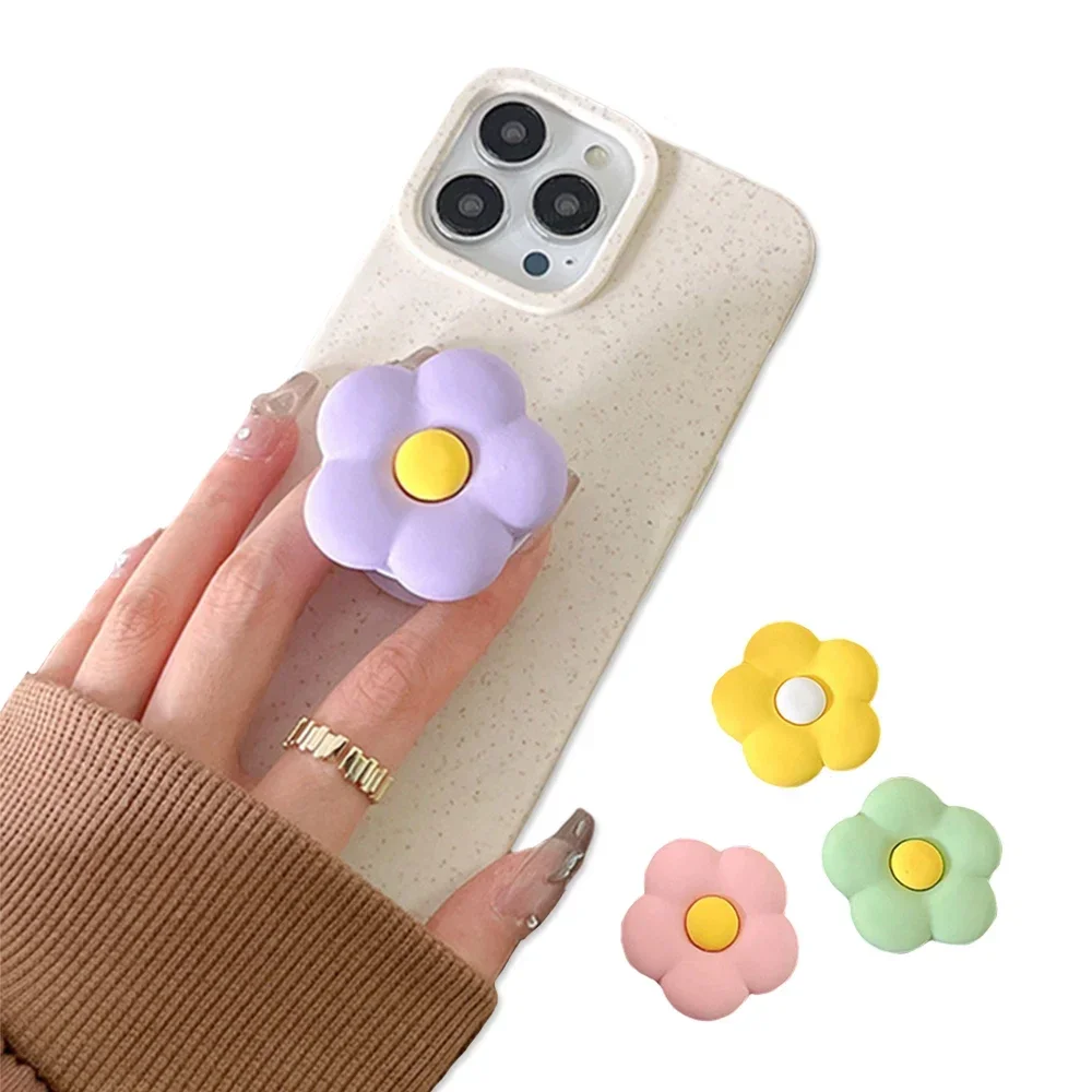 Suitable for foldable smartphone holder with small flower design and expandable finger grip