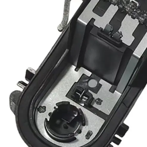 

Tail Light Brake Lamp Holder 63217413055 For BMW 2 Series For F46 Rear Left Right Plastic Direct Replacement Car Accessories