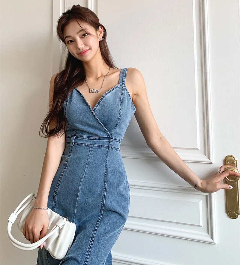 Summer Vintage Temperament Suspender Denim Fishtail Dress Women\'s Sexy V-Neck Sleeveless Bag Hip Slit Elegant Party Dress