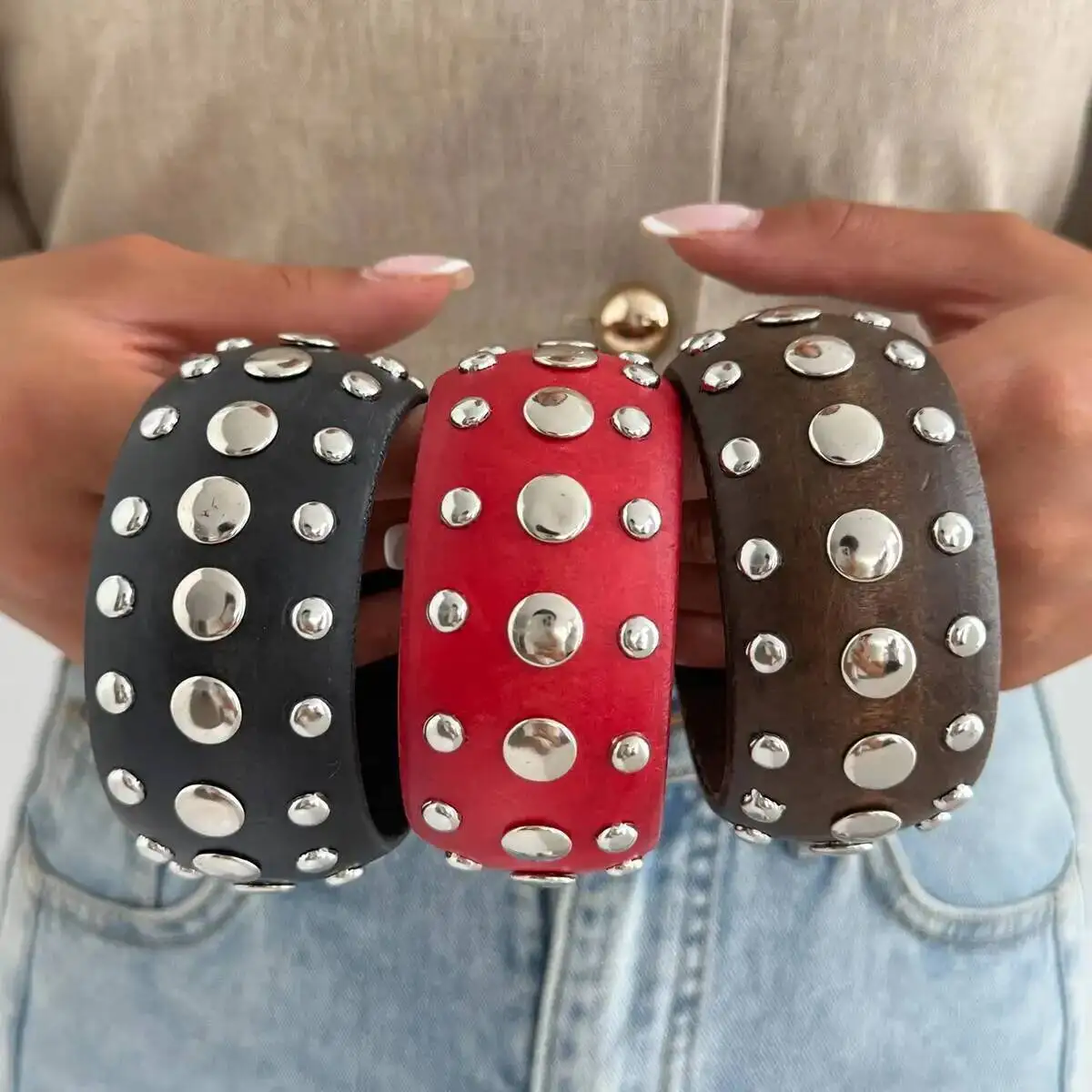 IngeSight.Z الهيب هوب الشرير هندسية مستديرة أحمر أسود خشبي فضي اللون برشام واسعة الإسورة النساء روك الاتجاه مجوهرات الإكسسوار هدية