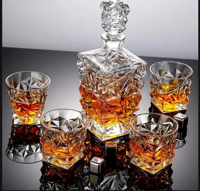 

Crystal Glass Wine Glass Set Drinkware Hip Flasks Cup Foreign Wine Glass Thickened Glass Wine Bottle Hip Flask Wine Set