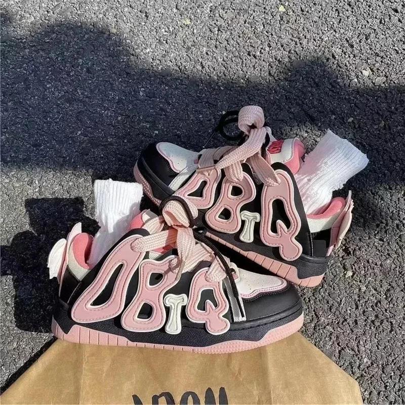 2024 New Style Pink Cute Women's Shoes Letter Versatile Kawaii Women Shoes Little Girl Pink Wear-resistant Sneakers