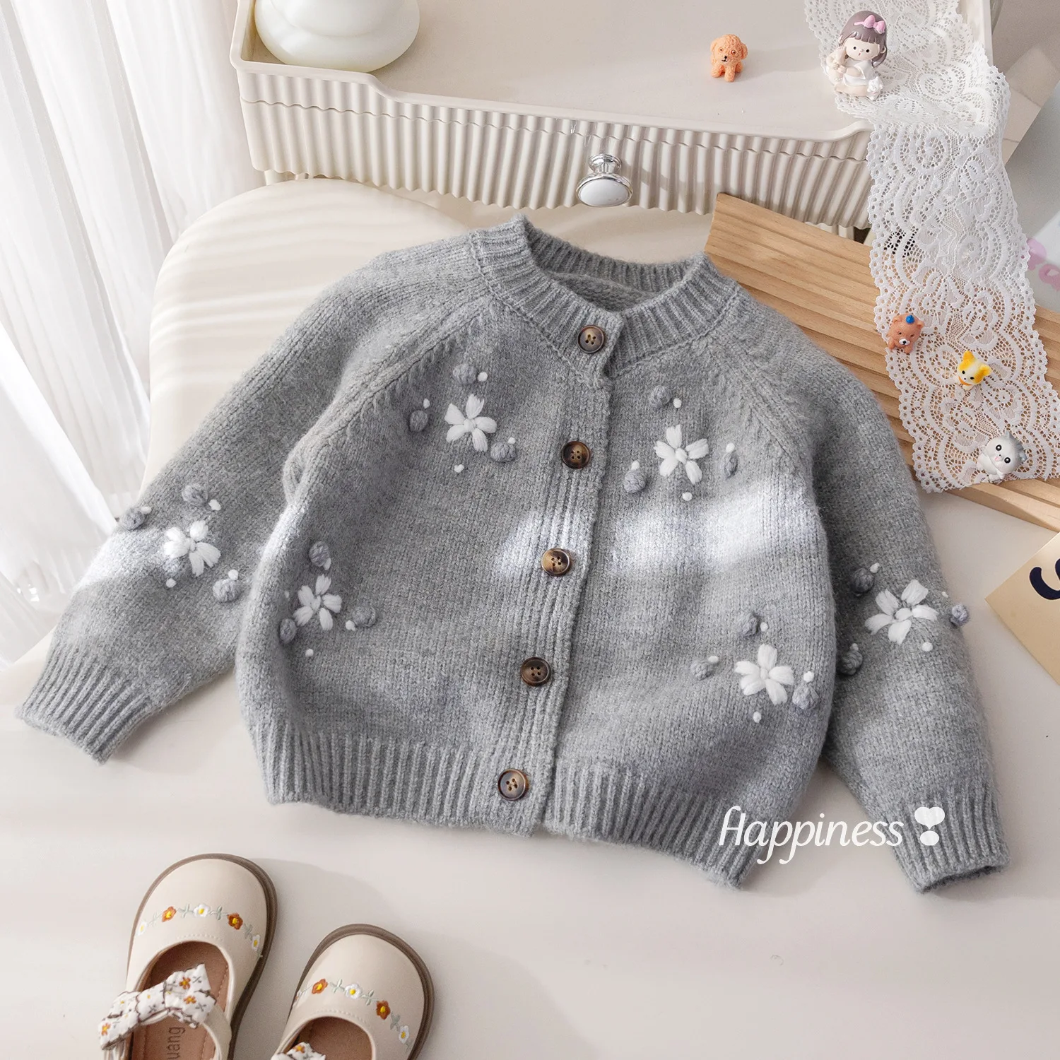 

Children 1-8Y Girl Sweater Knit Flower Embroidery Kids Baby Girl Cardigan Top Single-button Closure Toddler Girl Winter Knitwear